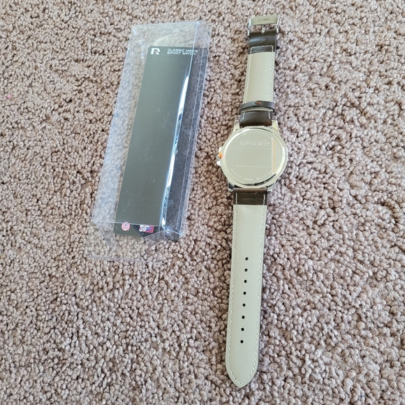 new mens Iowa watch - Picture 8 of 10